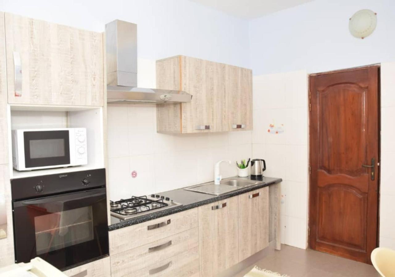 Apartamento Chez Ouly Dakar Exterior foto